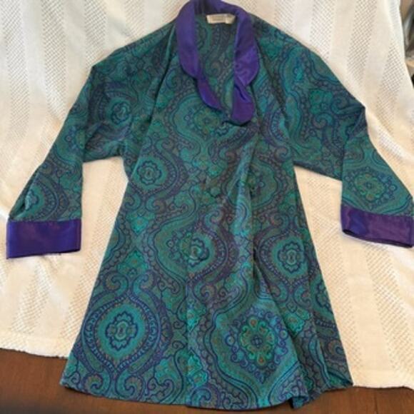 Victoria's Secret Other - vintage victoria secret gold label satin paisley robe size medium M